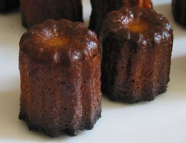 Des cannelés bordelais