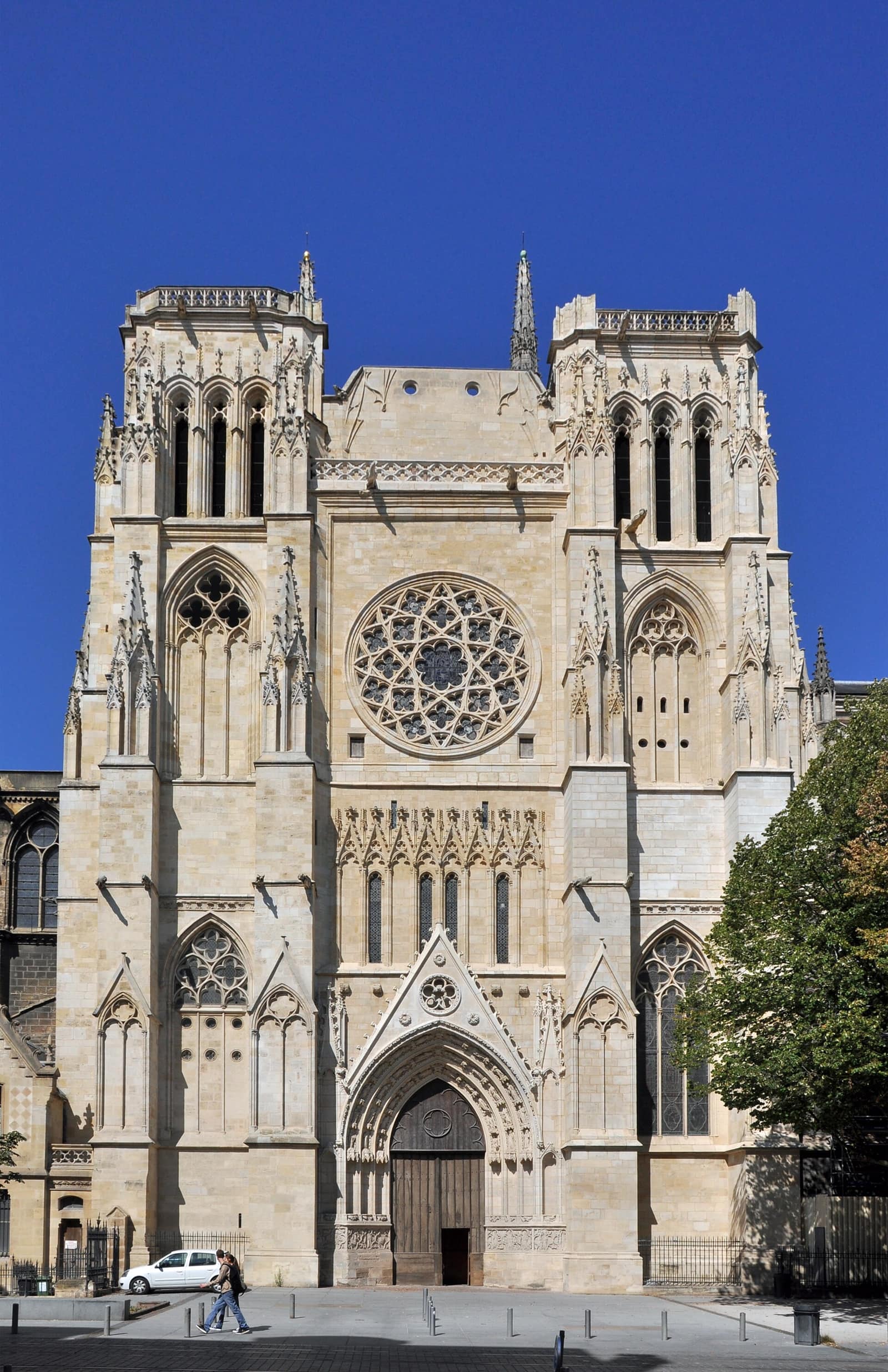 La façade de la cathédrale Saint-André de Bordeaux